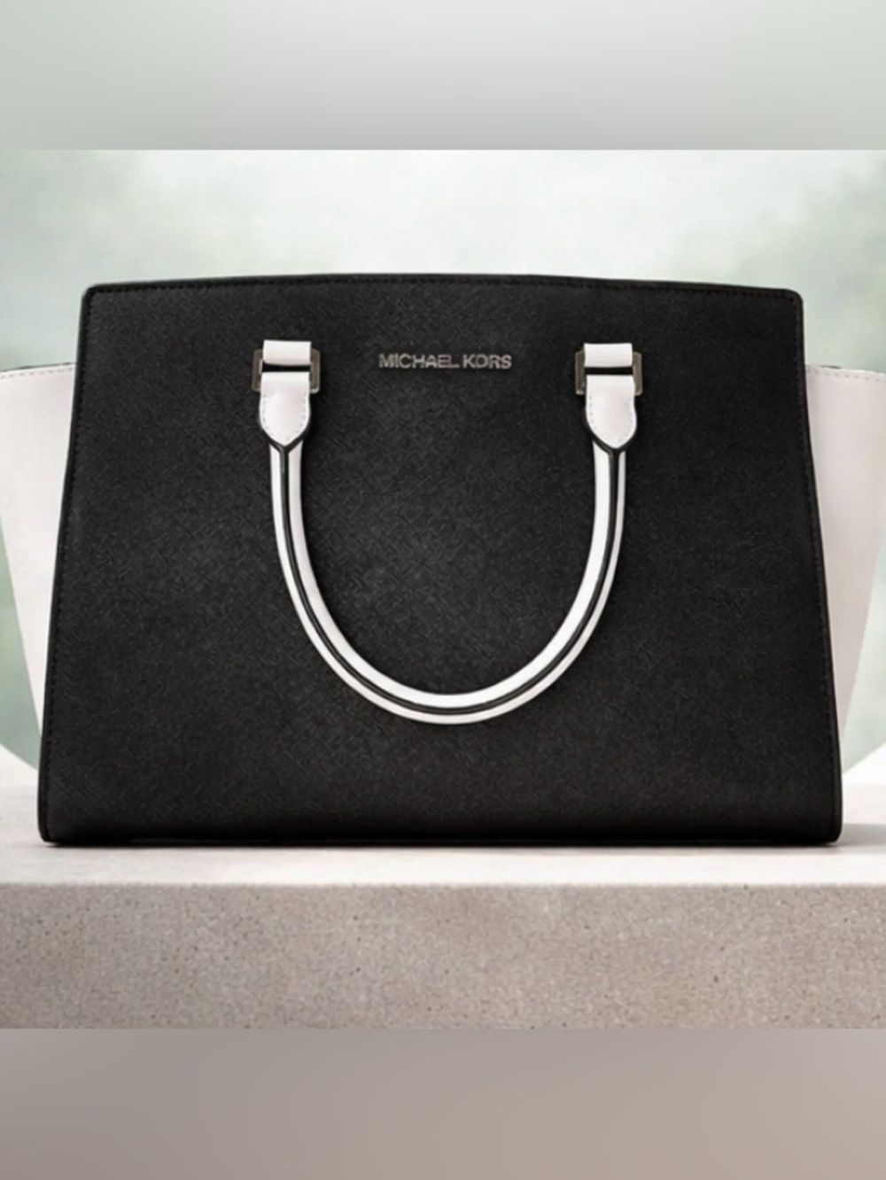 Michael Kors Black & White Saffiano Leather Satchel missing strap